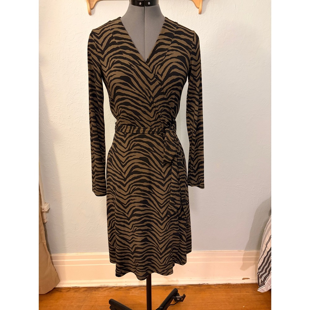 Banana Republic Wrap Dress Sz Small Olive Zebra Print Long Sleeve Midi City Chic